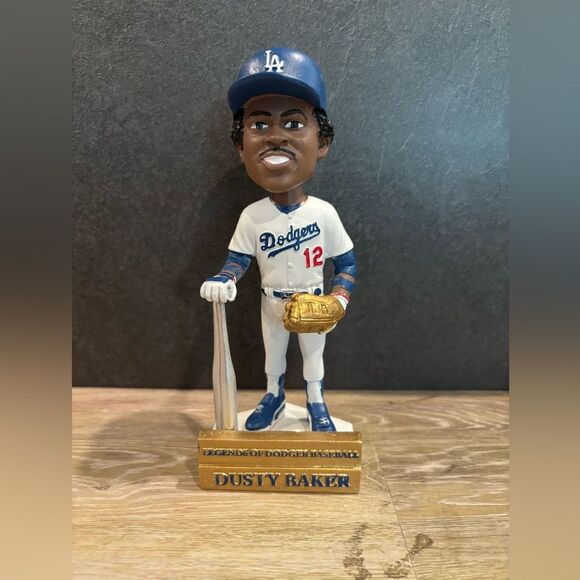 2024 SGA Los Angeles Dodgers Legend Dusty Baker Bobblehead MLB NEW - Picture 8 of 13